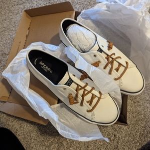 Brand new Sperry top sider sneaker